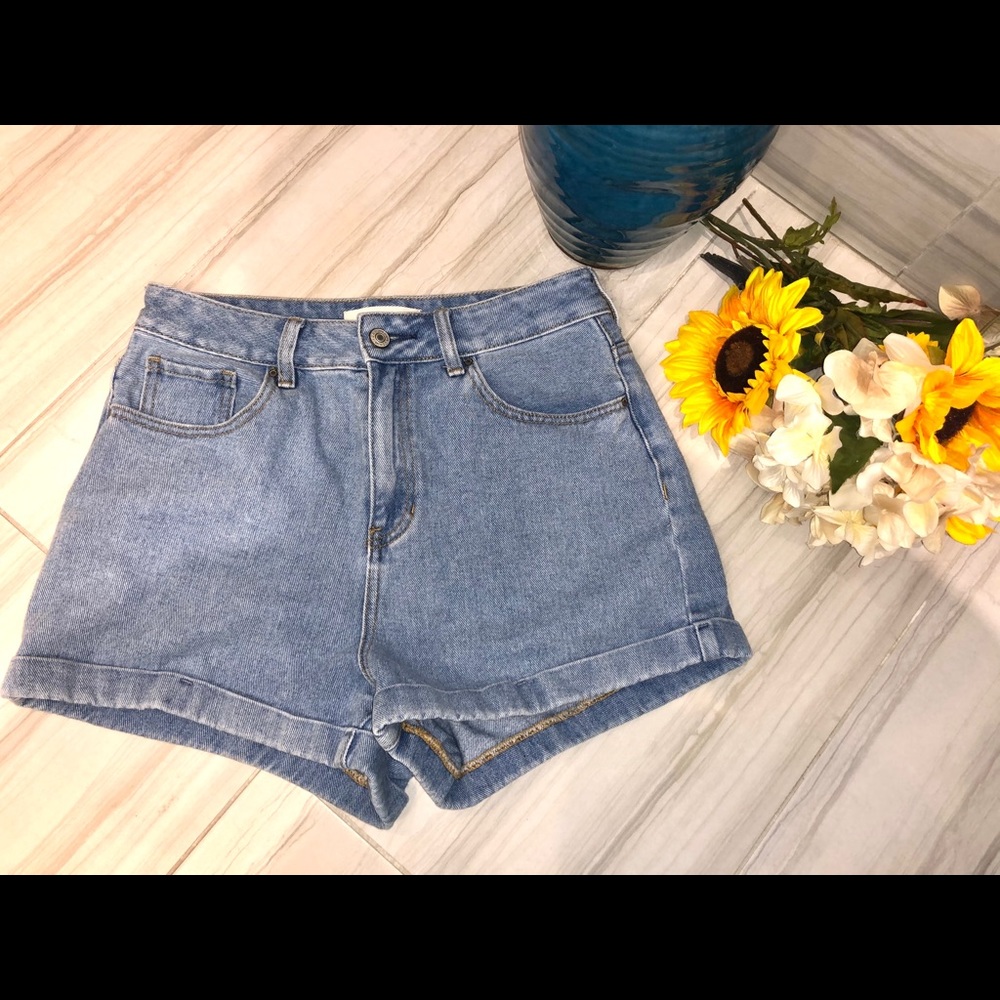 Light wash jean Pacsun Mom Shorts